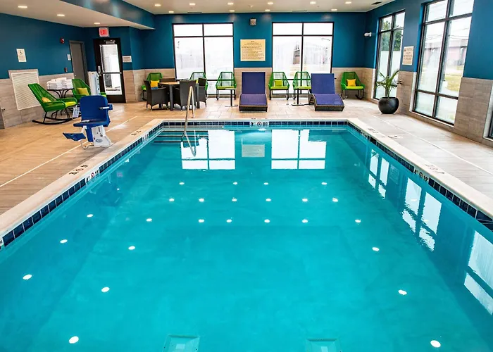 Hampton Il, Il Hotel